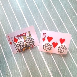 MYSTERY EARRING PACK